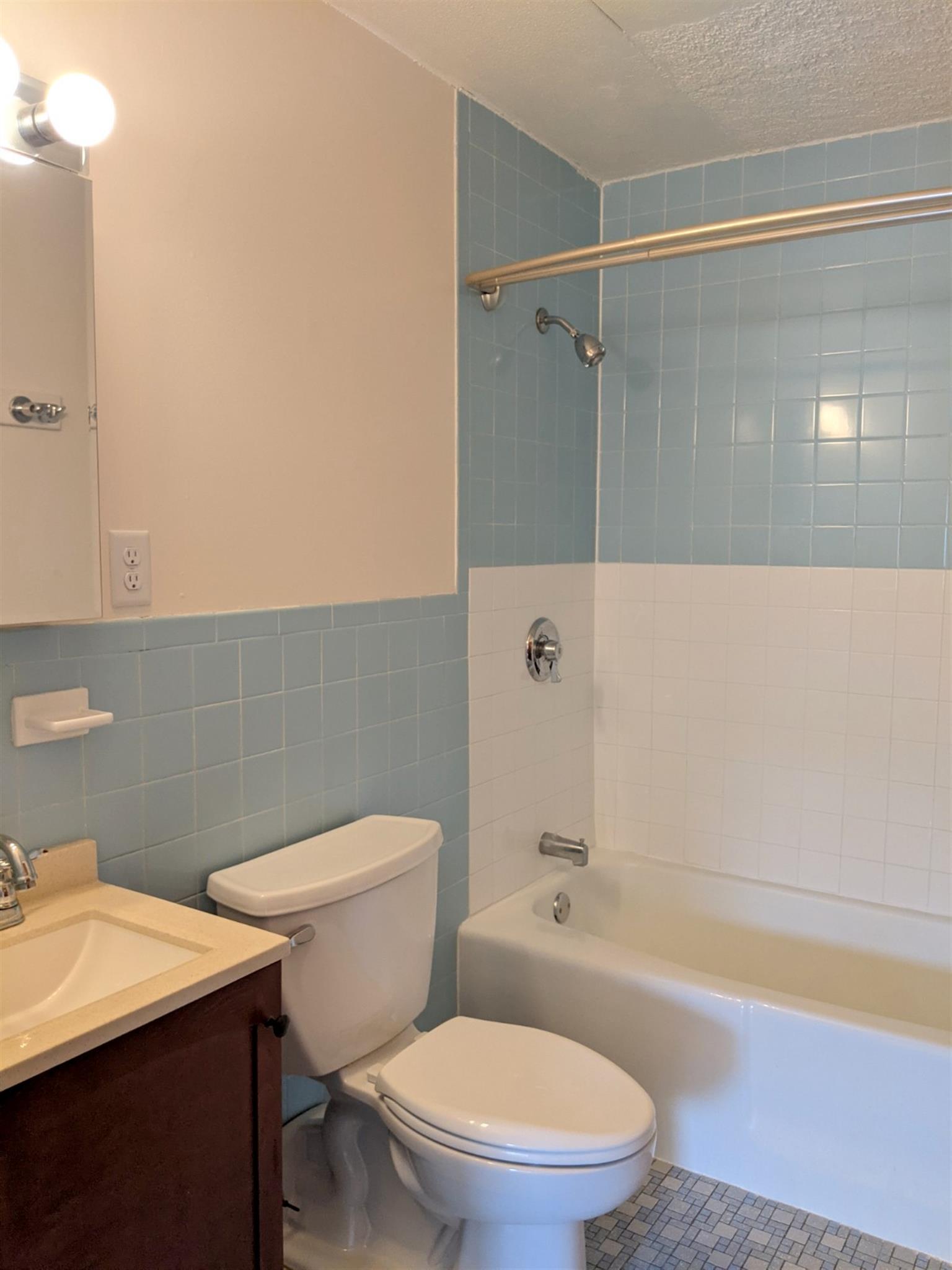 2 bed, 1.5 bath apartment for rent at 25 Hommer St Unit 33, Huron Village — photo 10 of 19