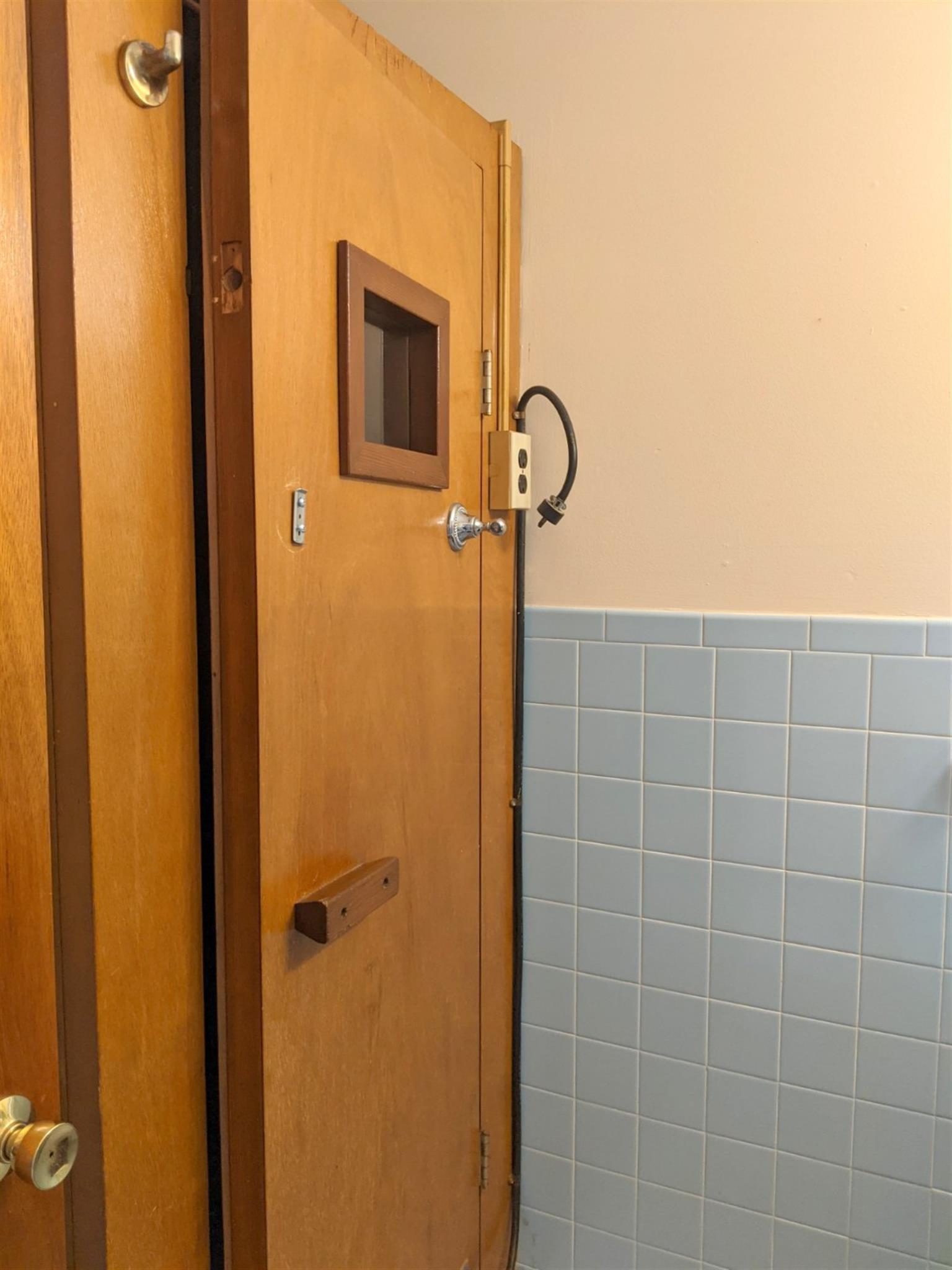 2 bed, 1.5 bath apartment for rent at 25 Hommer St Unit 33, Huron Village — photo 12 of 19