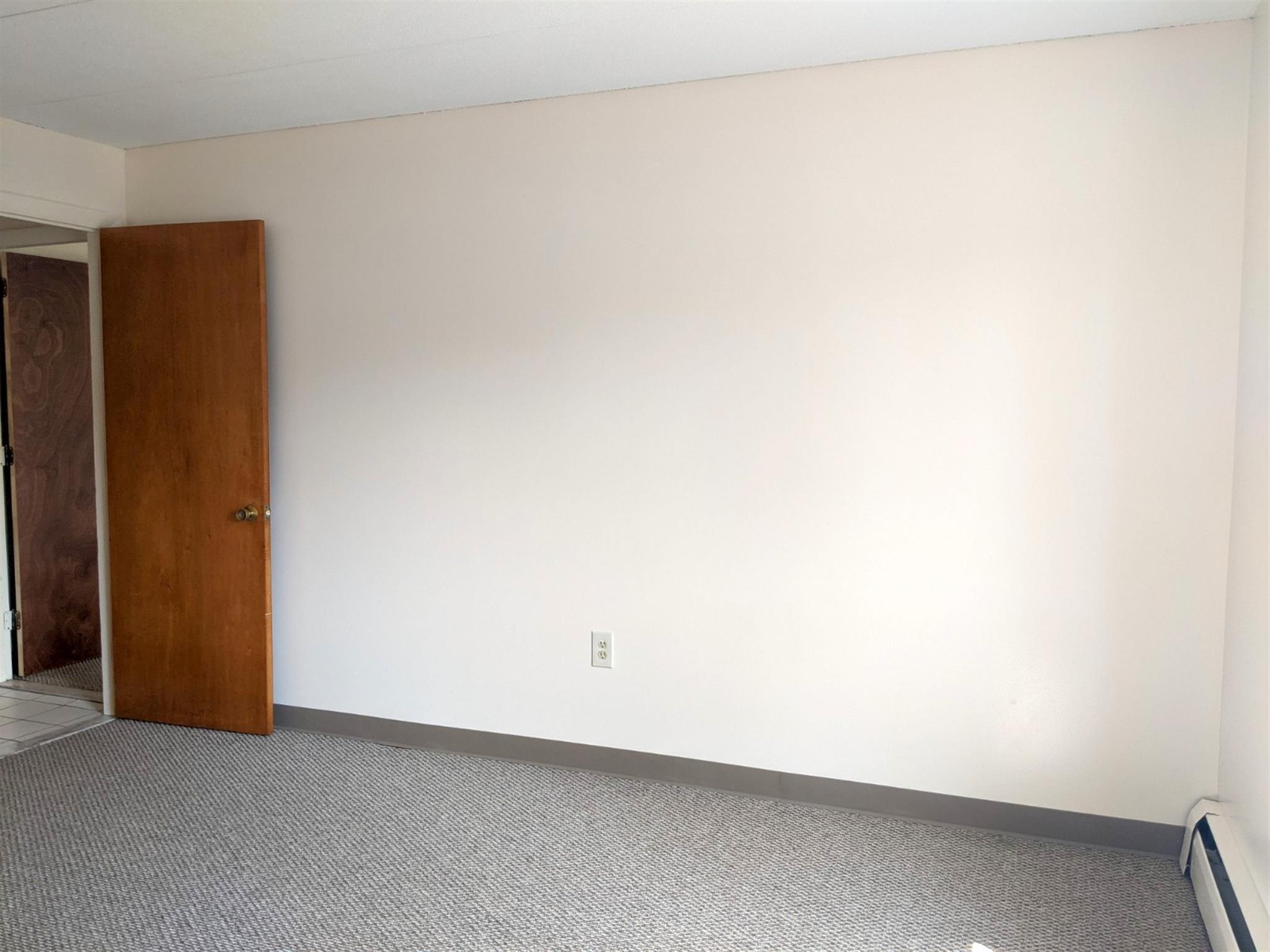 2 bed, 1.5 bath apartment for rent at 25 Hommer St Unit 33, Huron Village — photo 15 of 19