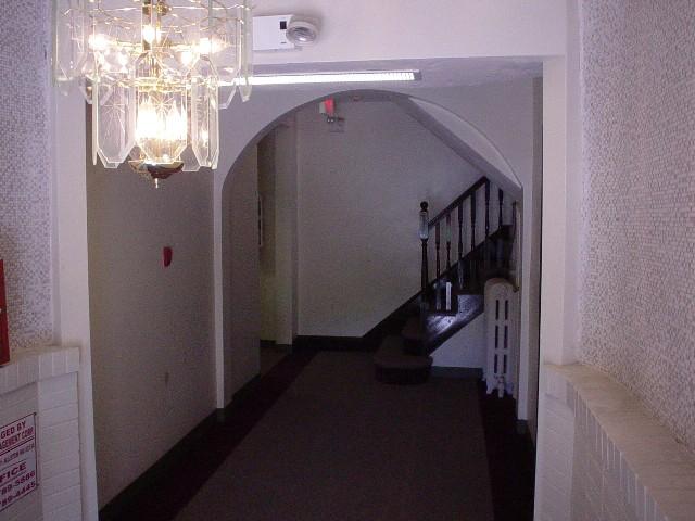 2 split bed, 1 bath apartment for rent at 103 Gordon St Unit 6, Brighton — photo 2 of 3