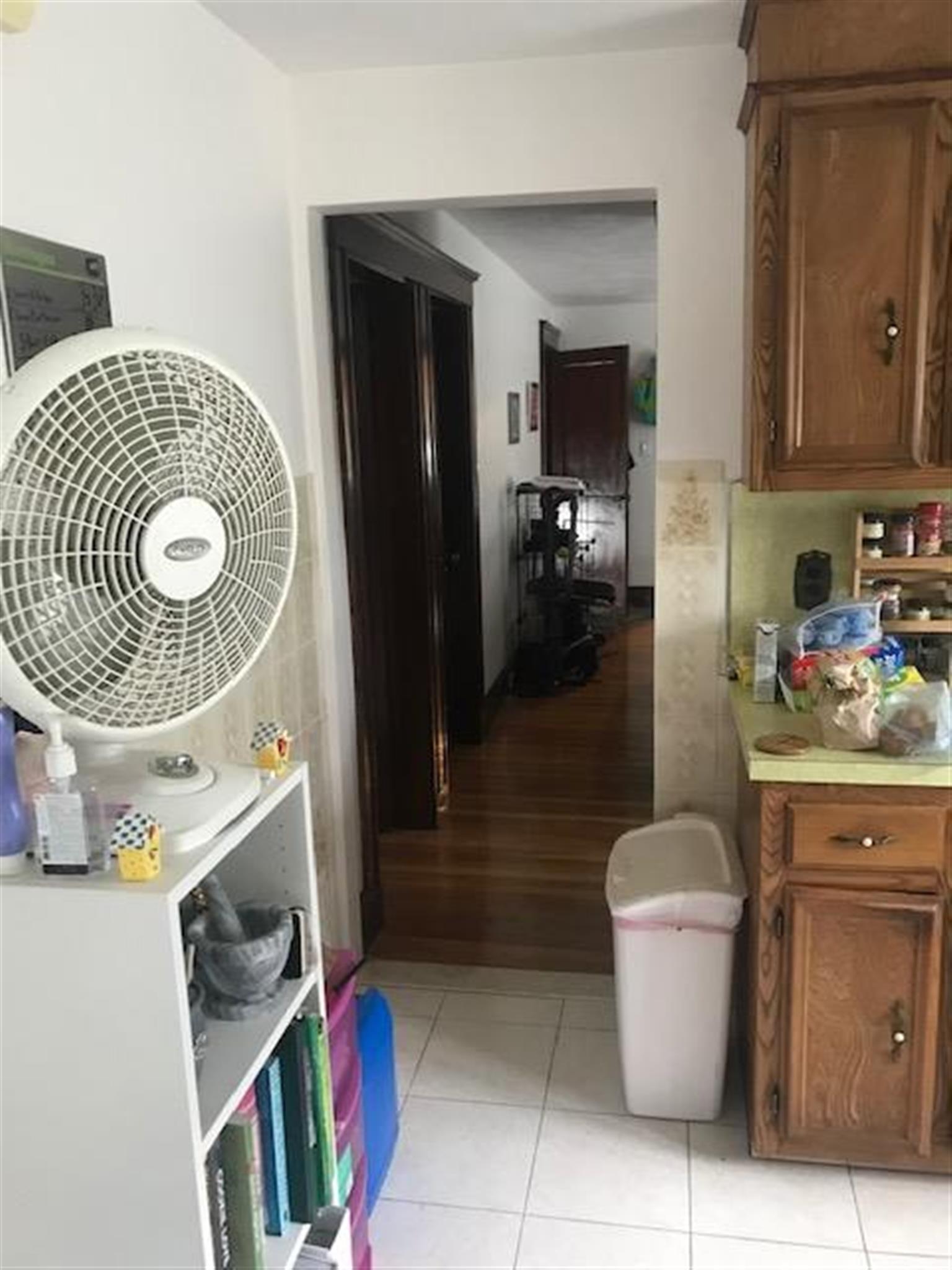 2.5 bed, 1 bath apartment for rent at 124 Bowdoin St Unit N, Medford — photo 6 of 10