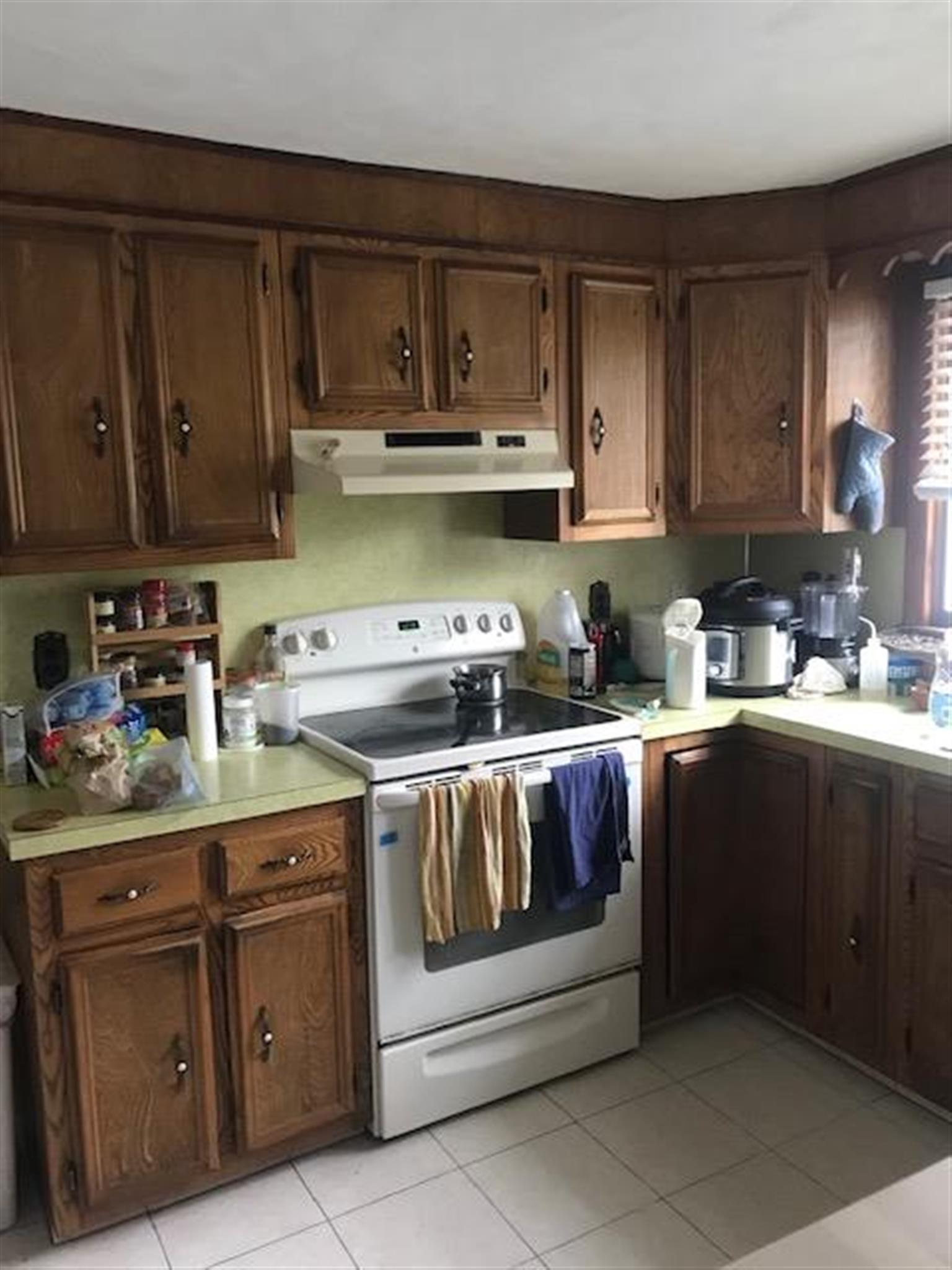 2.5 bed, 1 bath apartment for rent at 124 Bowdoin St Unit N, Medford — photo 1 of 10