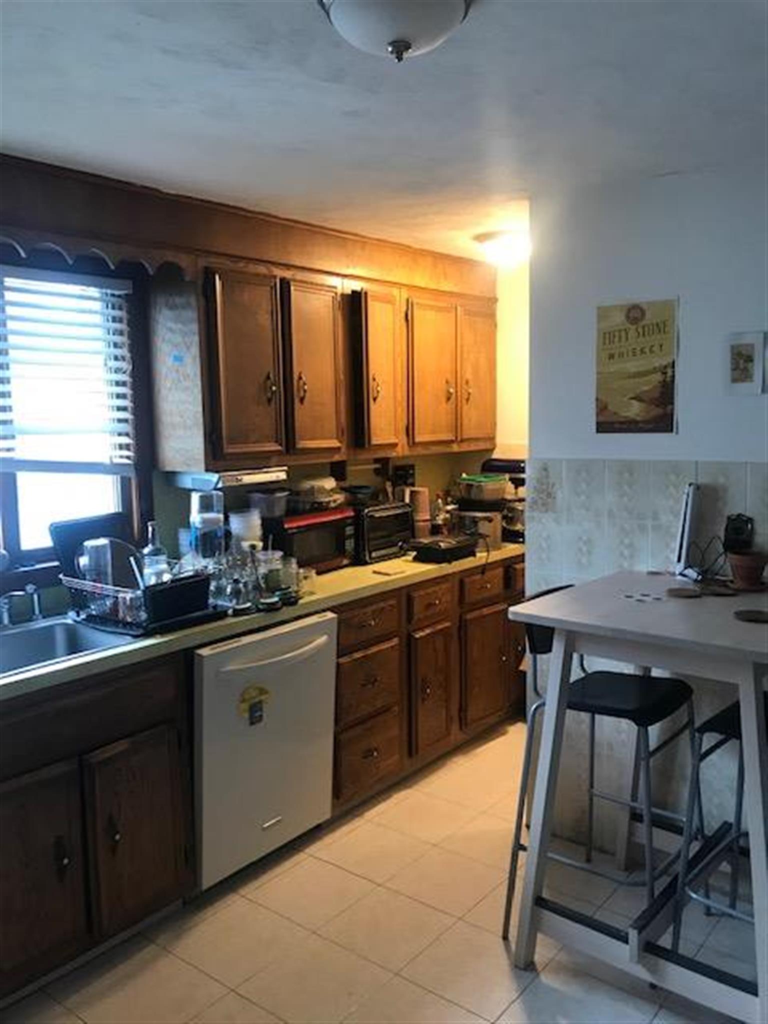 2.5 bed, 1 bath apartment for rent at 124 Bowdoin St Unit N, Medford — photo 4 of 10