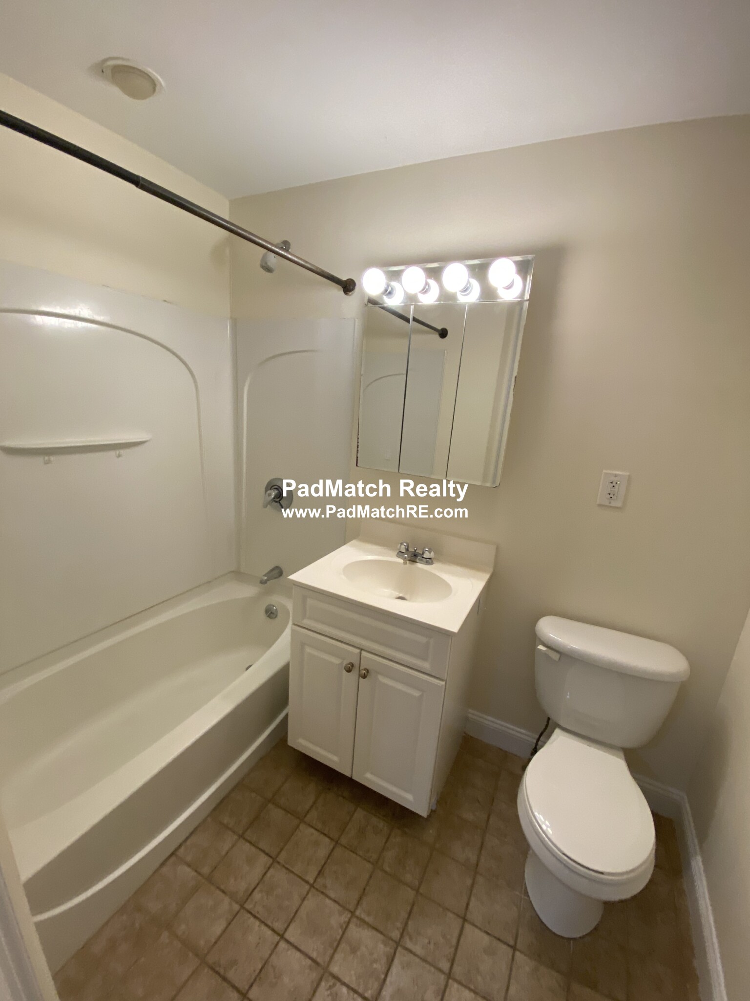 55 Ashford St, Allston