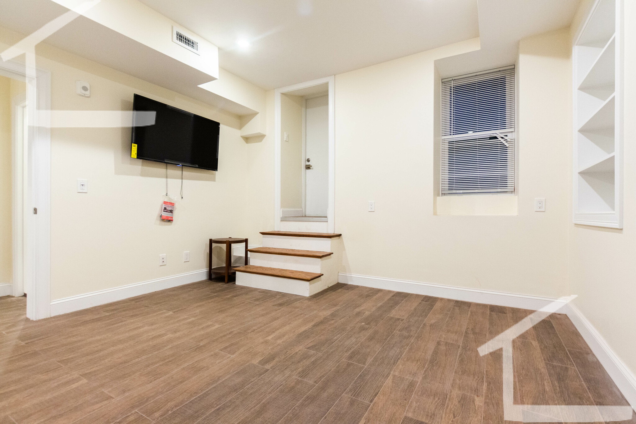 1616 Beacon St, Corey Hill