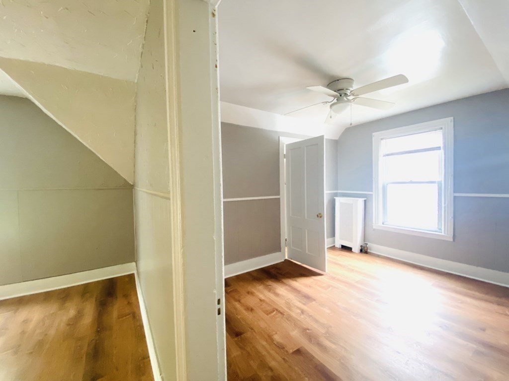 20 Crystal, Worcester