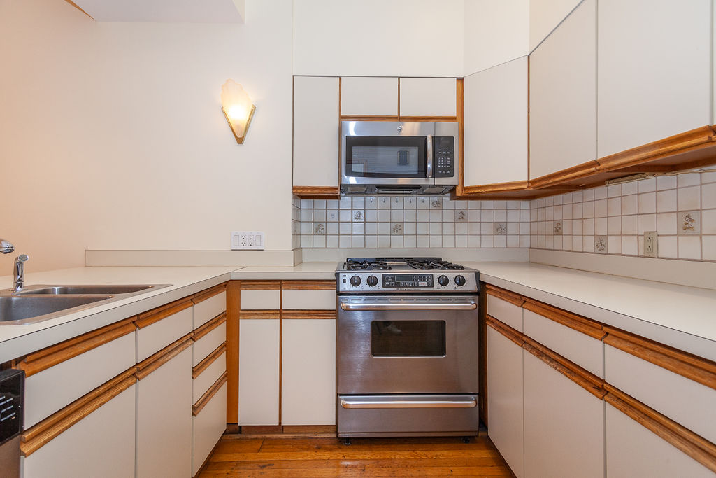 1 bed, 1.5 bath apartment for rent at 291 Commonwealth Ave Unit 1, Back Bay — photo 16 of 27