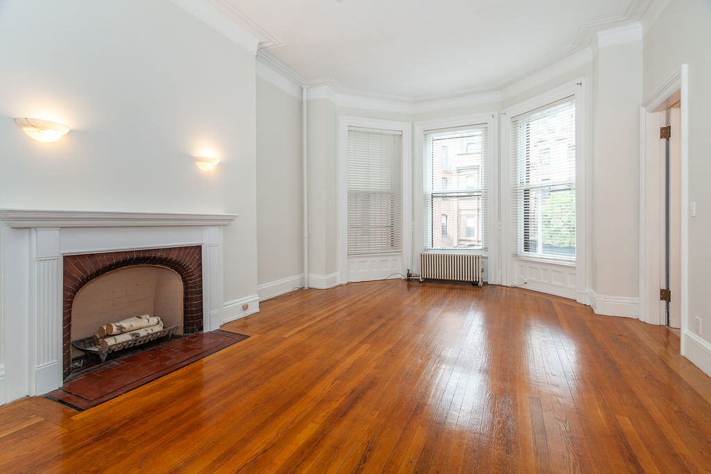 1 bed, 1.5 bath apartment for rent at 291 Commonwealth Ave Unit 1, Back Bay — photo 5 of 27