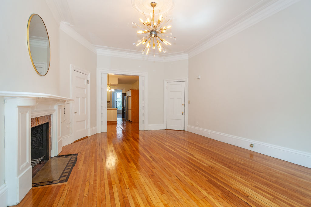 1 bed, 1.5 bath apartment for rent at 291 Commonwealth Ave Unit 1, Back Bay — photo 8 of 27