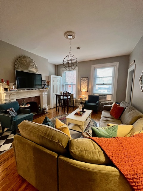 291 Commonwealth Ave, Back Bay