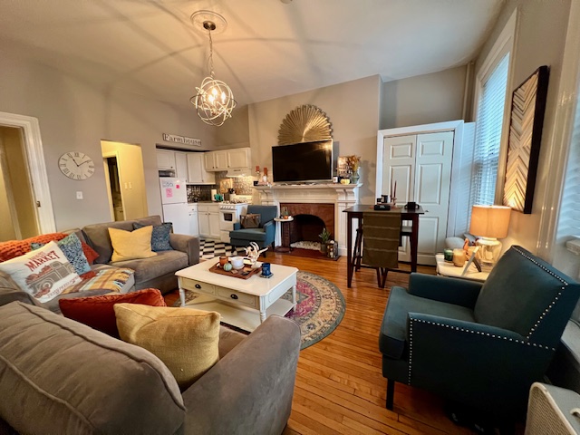 291 Commonwealth Ave, Back Bay