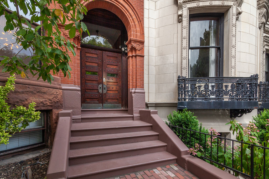 1 bed, 1 bath apartment for rent at 291 Commonwealth Ave Unit 7, Back Bay — photo 1 of 13