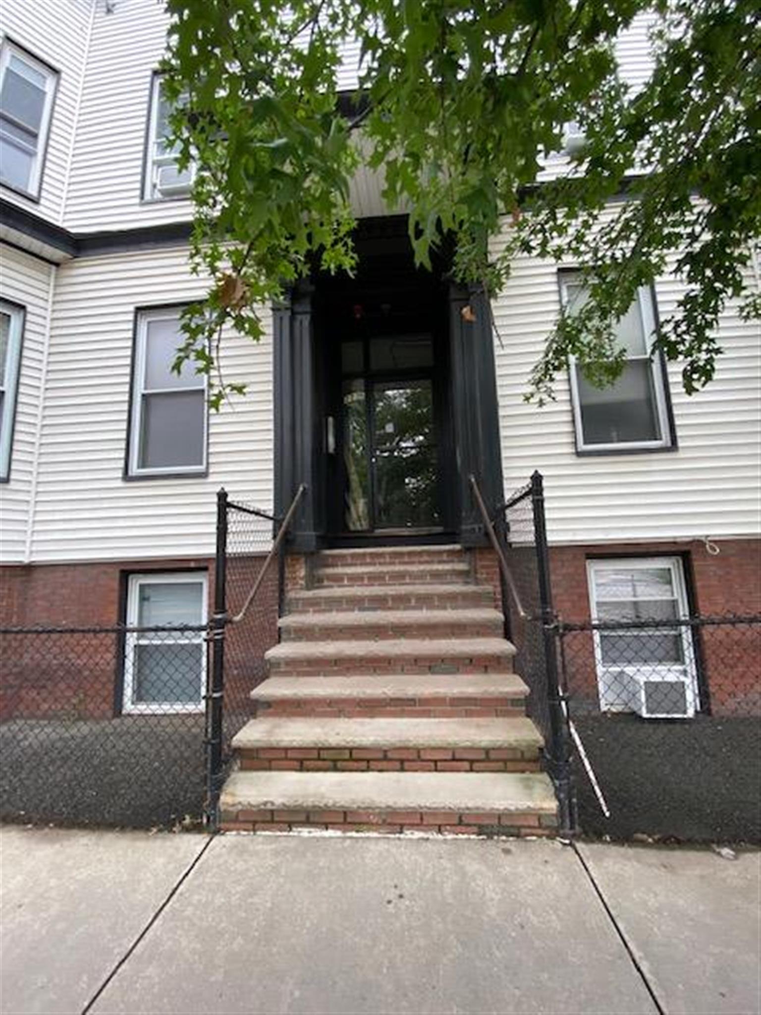 1 bed, 1 bath apartment for rent at 223 Broadway Unit 7, Kendall Square — photo 11 of 13