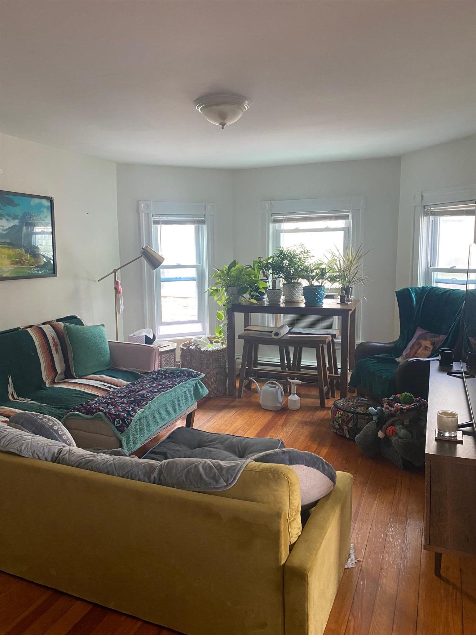 2 bed, 1 bath apartment for rent at 92 Morrison Ave Unit 3, Davis Square — photo 7 of 8