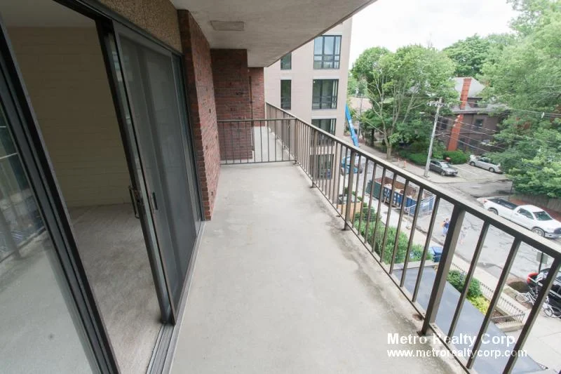 49 Marion St, Coolidge Corner