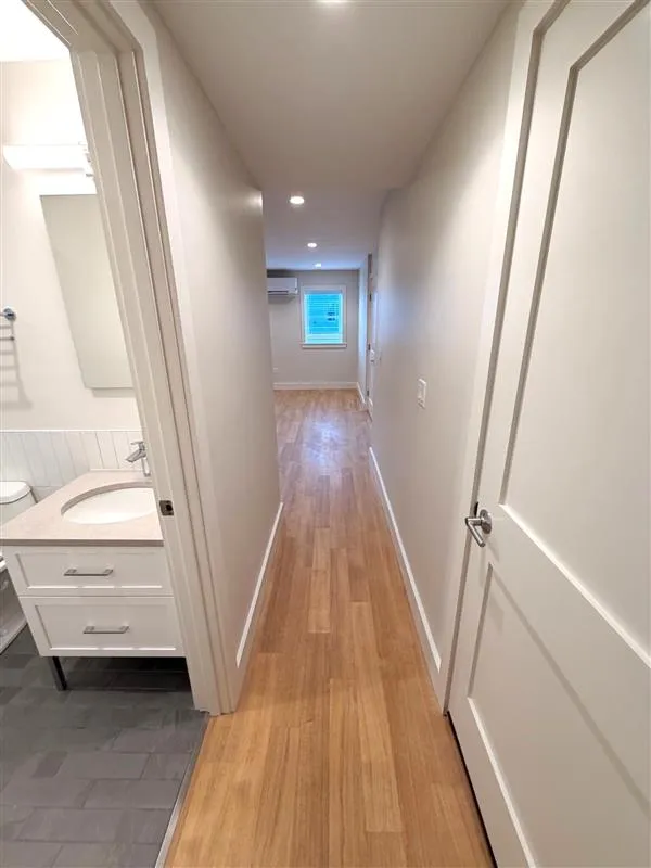 900 Massachusetts Ave, Riverside