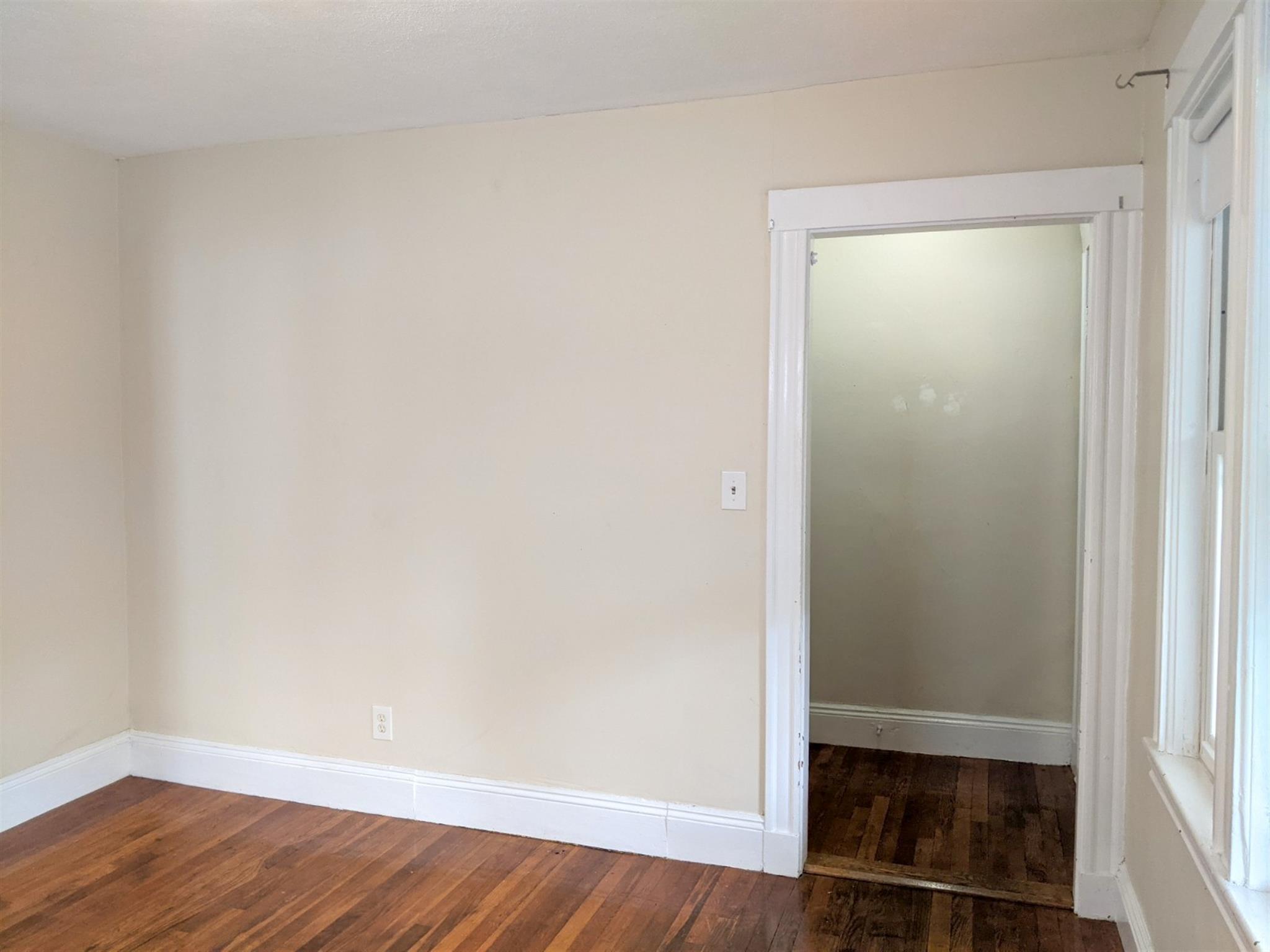 2.5 bed, 1 bath apartment for rent at 25 Boulevard Unit 1, Arlington — photo 2 of 27