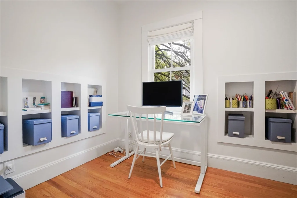 8 Florence St, Cambridgeport
