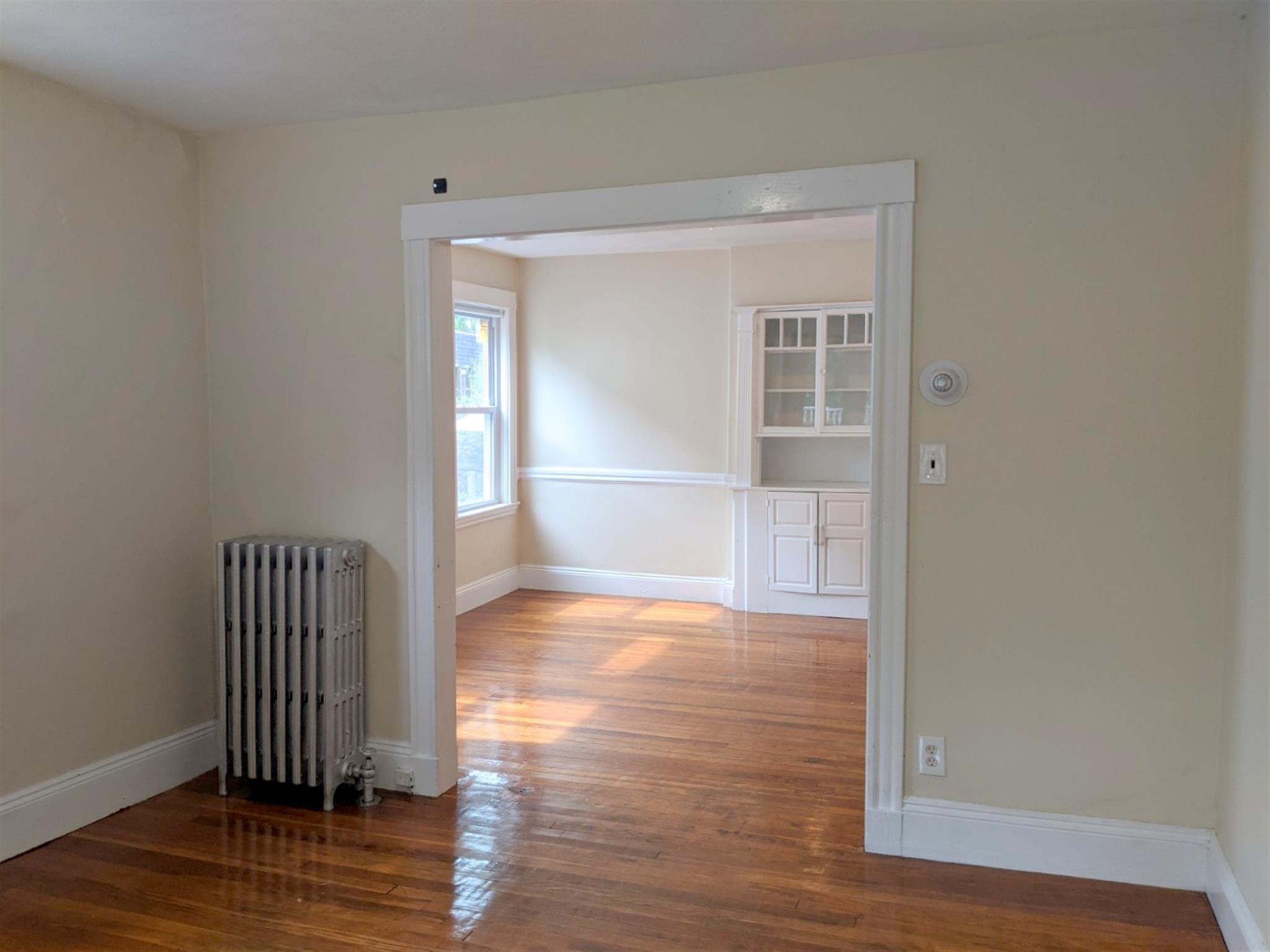 Studio bed, 1 bath apartment for rent at 26 Jfk St, Harvard Square — photo 3 of 26