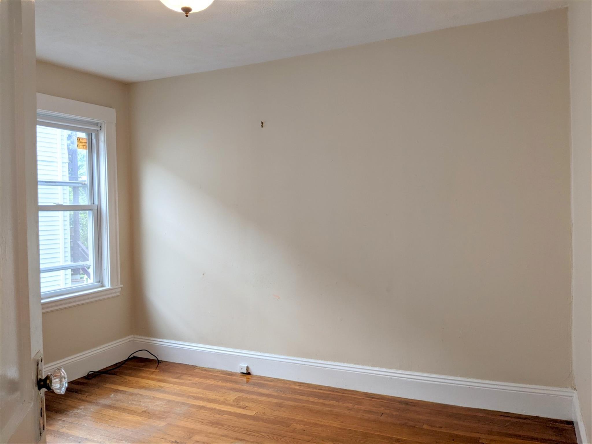 2.5 bed, 1 bath apartment for rent at 25 Boulevard Unit 1, Arlington — photo 9 of 27