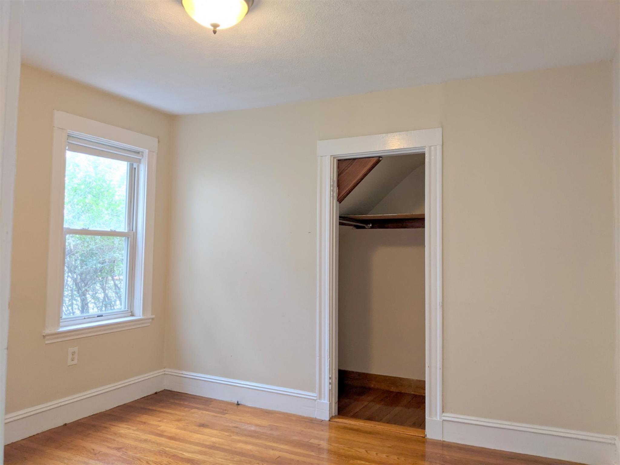 2.5 bed, 1 bath apartment for rent at 25 Boulevard Unit 1, Arlington — photo 14 of 27