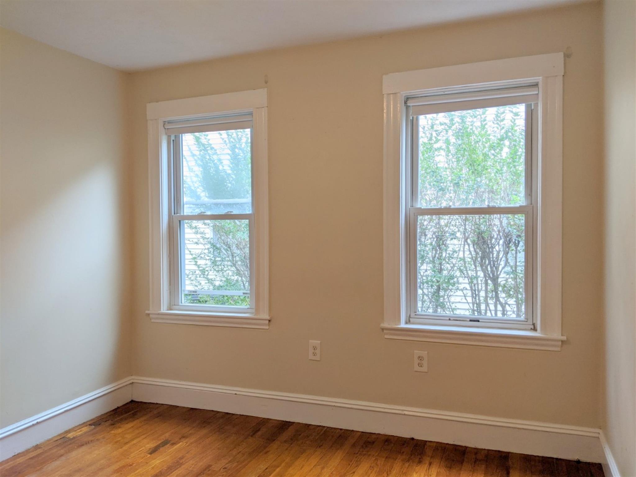 2.5 bed, 1 bath apartment for rent at 25 Boulevard Unit 1, Arlington — photo 15 of 27