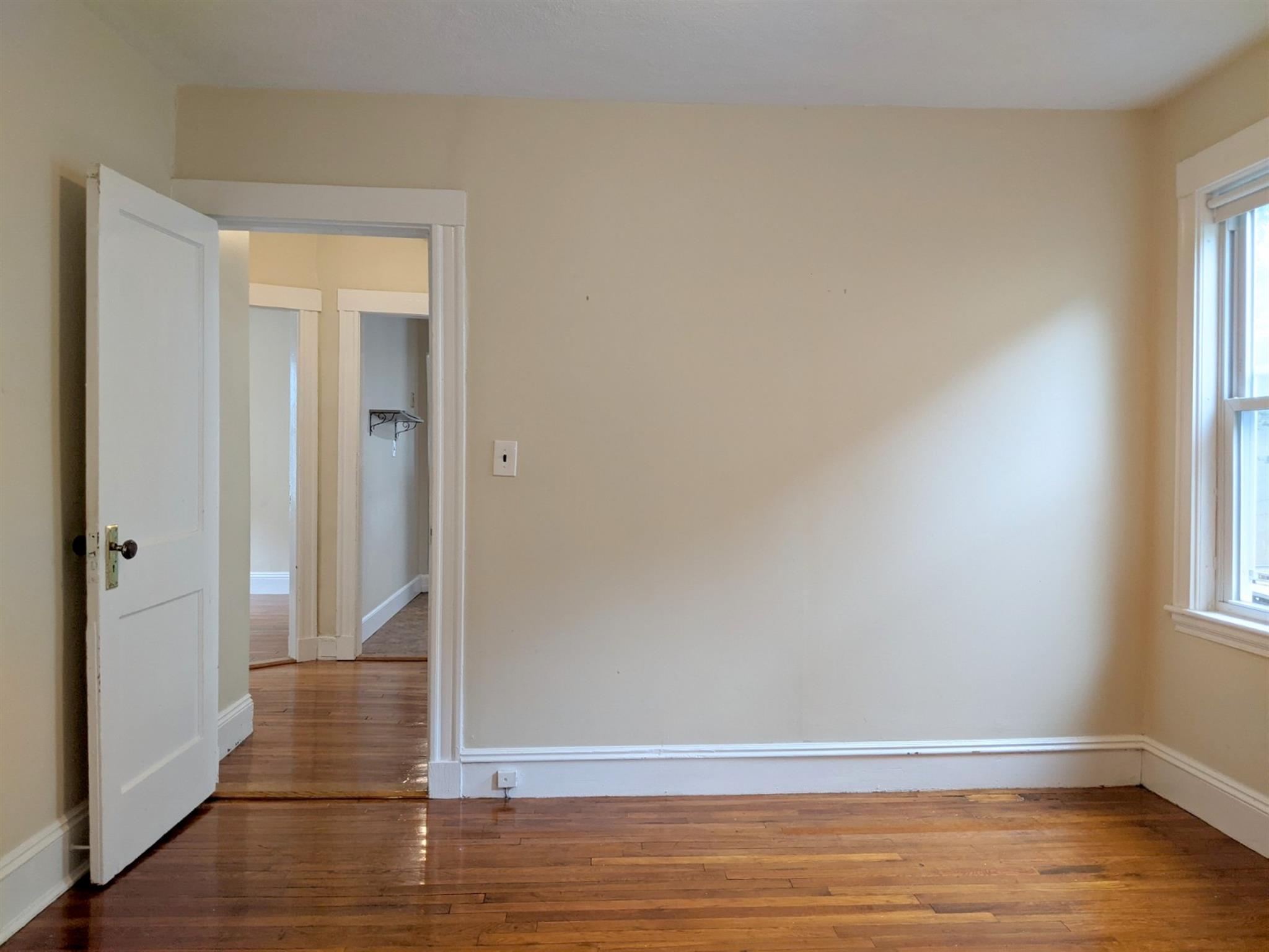 2.5 bed, 1 bath apartment for rent at 25 Boulevard Unit 1, Arlington — photo 16 of 27