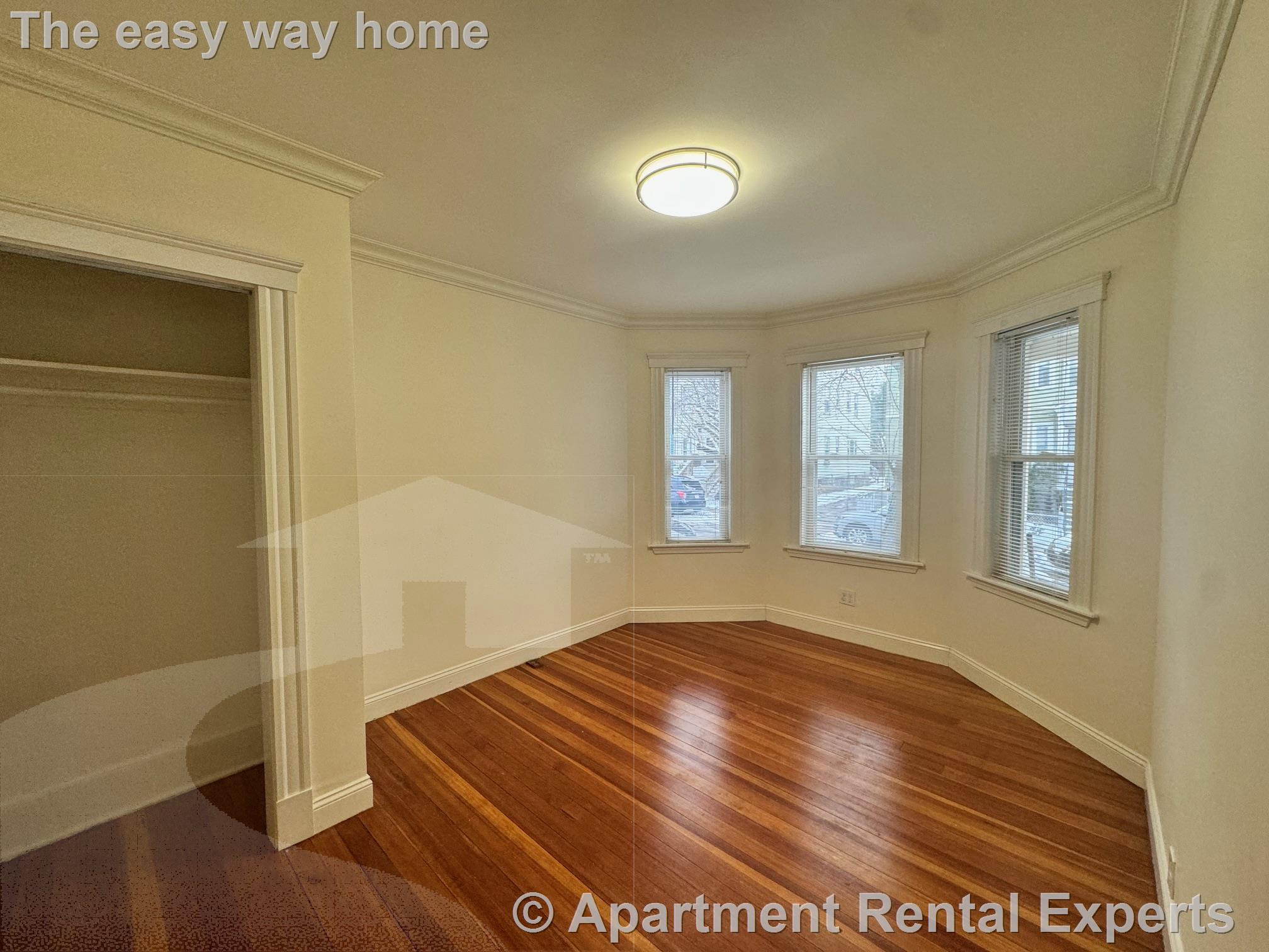 65 Conwell Ave, Teele Square