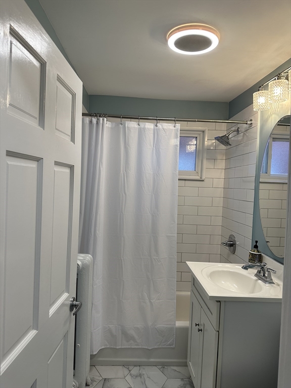 18 Symmes St, Roslindale