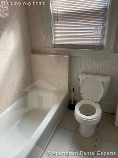1 bed, 1 bath apartment for rent at 52 Mount Vernon St Unit 2F, Winter Hill — photo 6 of 15