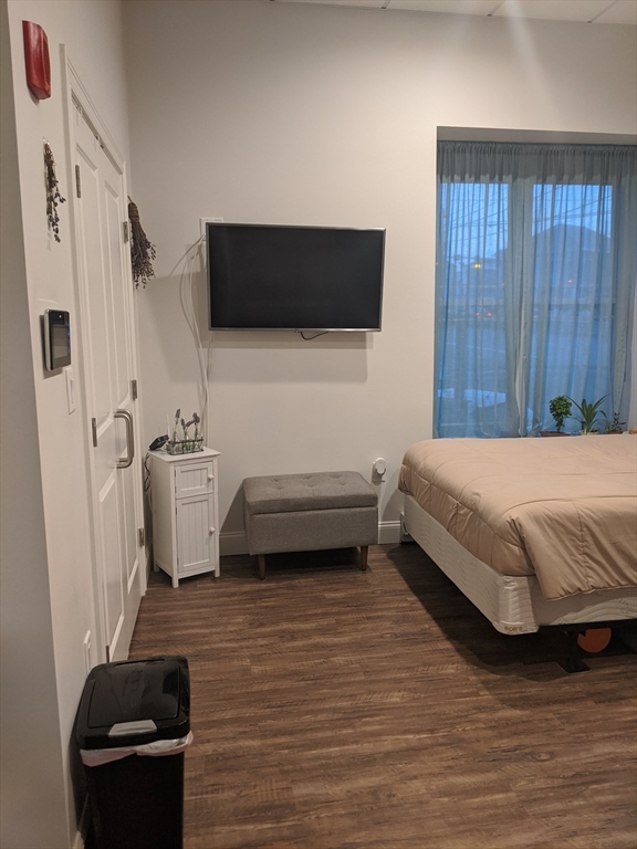 1064 North Shore Rd, Revere