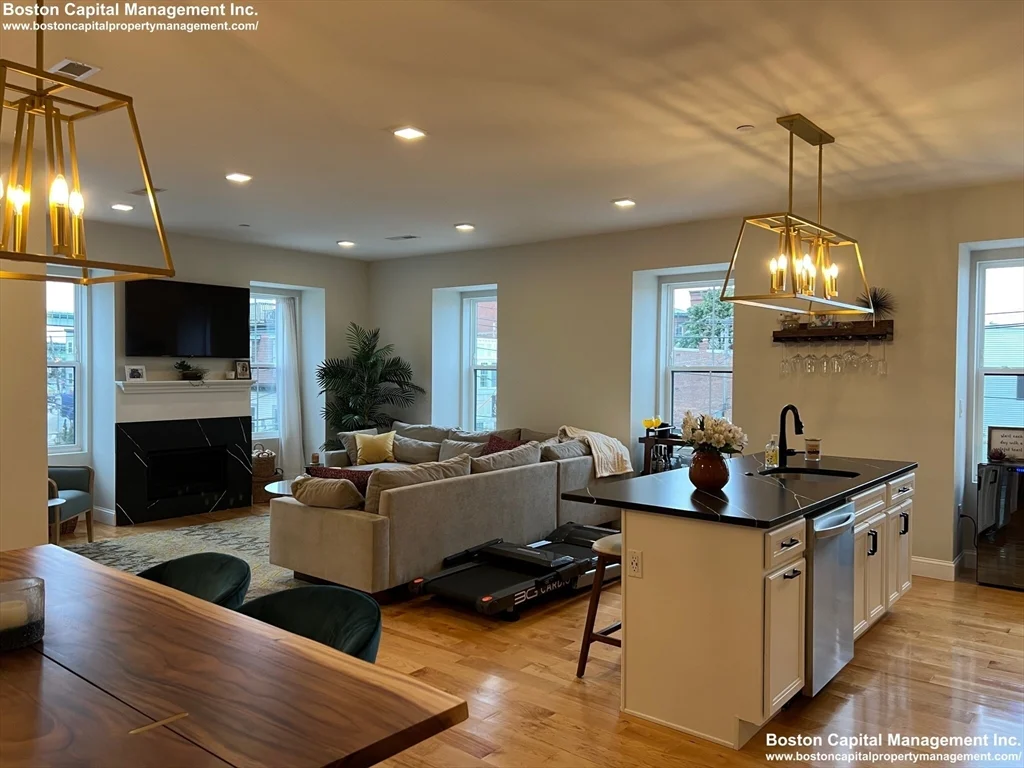 14 Williams St, Chelsea