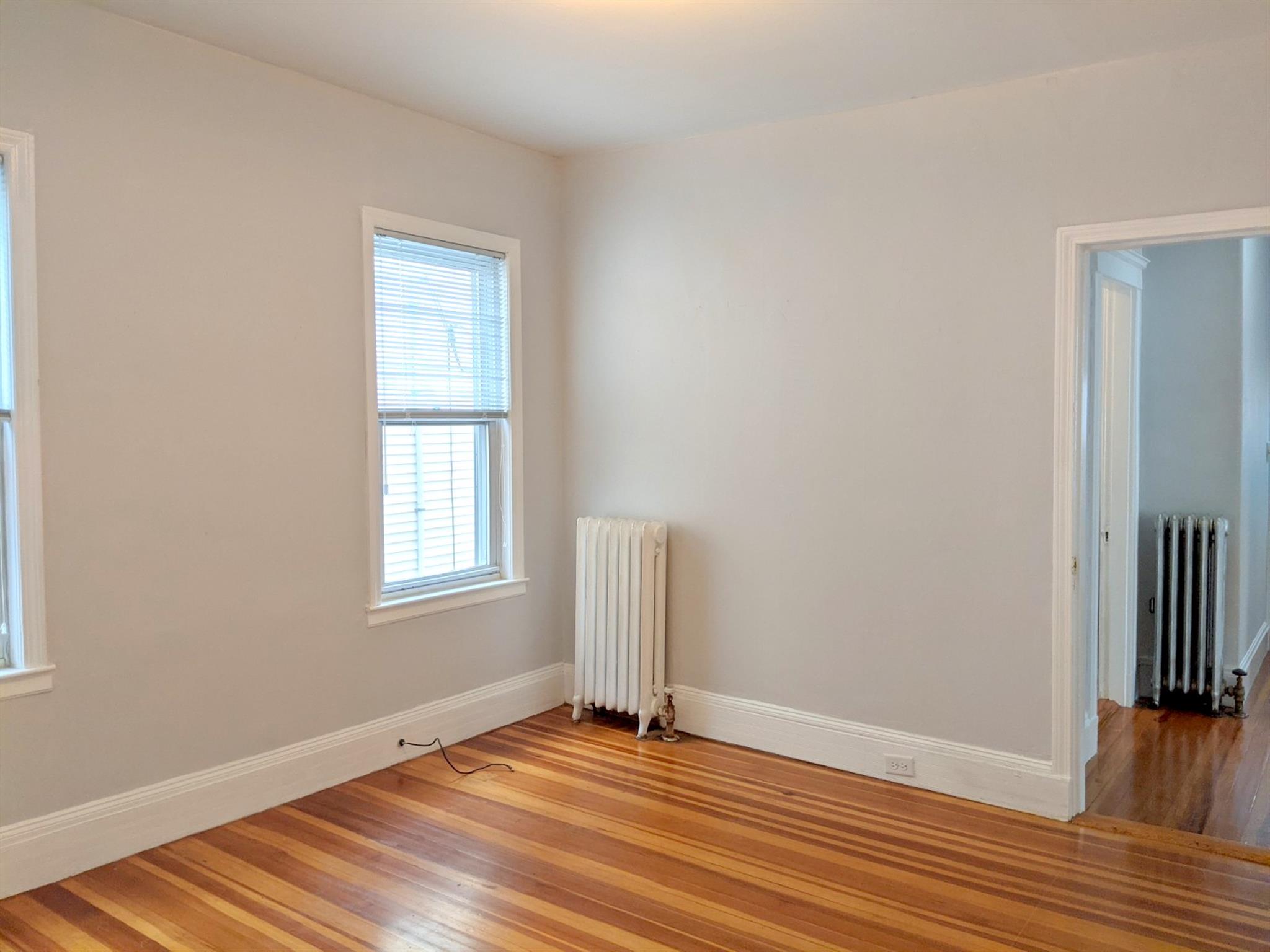 3 bed, 1 bath apartment for rent at 14 Belknap St Unit 2A, Teele Square — photo 9 of 27