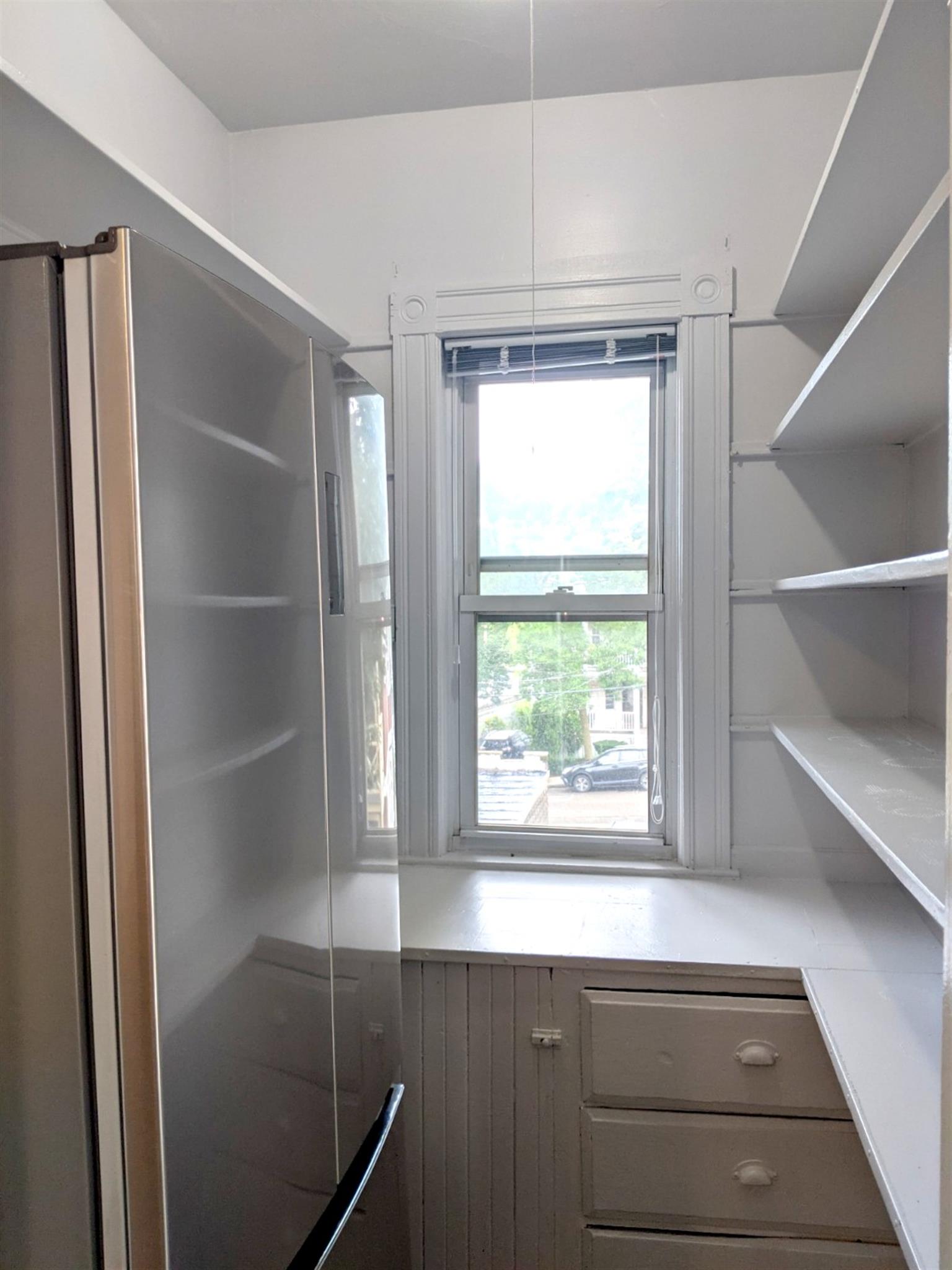 3 bed, 1 bath apartment for rent at 14 Belknap St Unit 2A, Teele Square — photo 11 of 27
