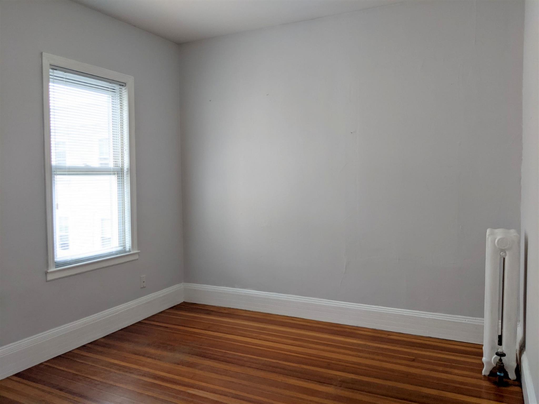 3 bed, 1 bath apartment for rent at 14 Belknap St Unit 2A, Teele Square — photo 20 of 27