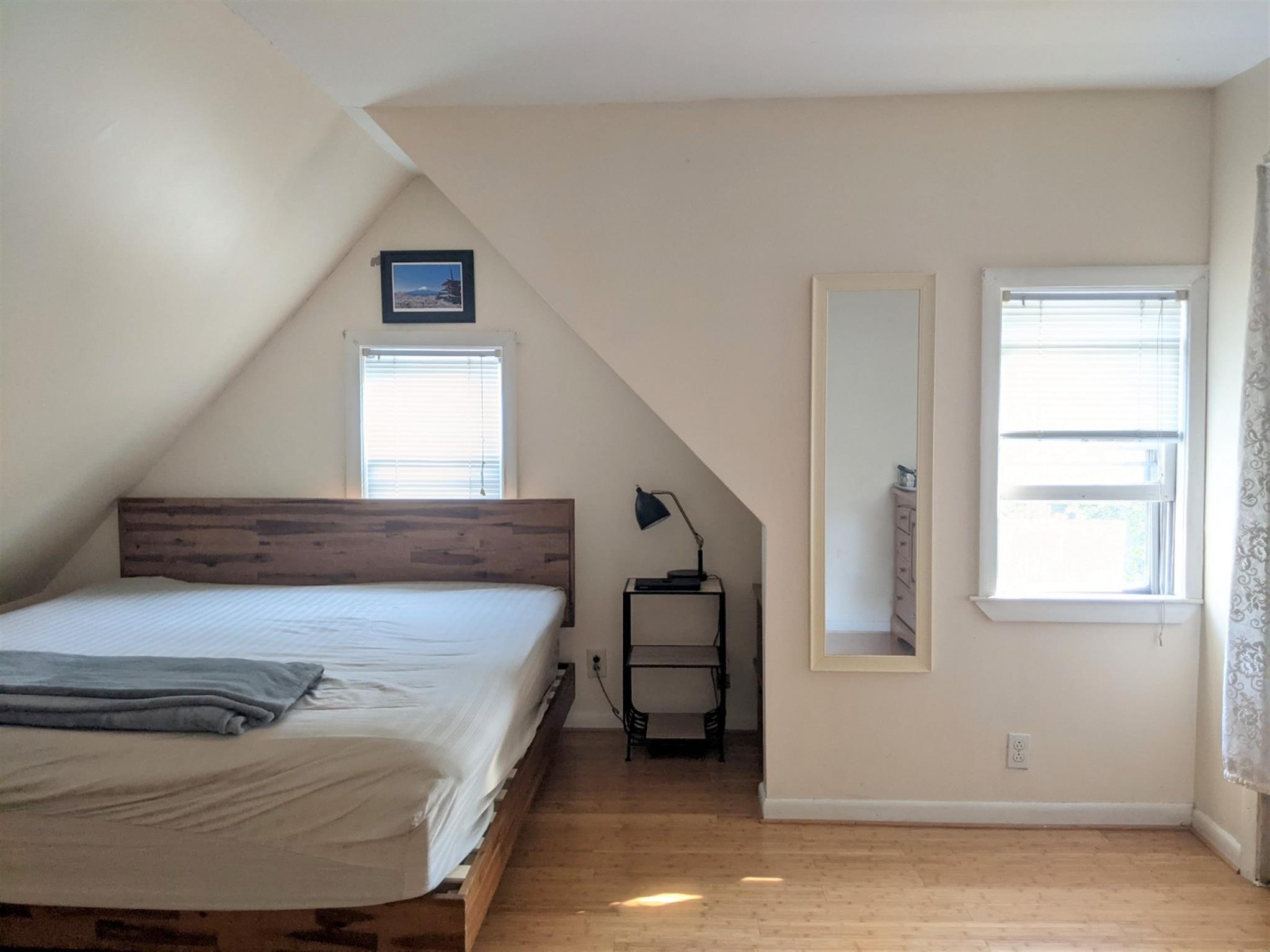 2.5 bed, 1.5 bath apartment for rent at 61 Newbern Ave Unit 2, Medford — photo 8 of 29