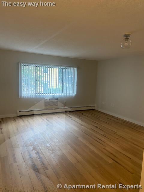 2 bed, 1 bath apartment for rent at 19 Central St Unit 1, Spring Hill — photo 6 of 18