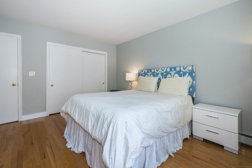 123 Sewall Ave, Longwood