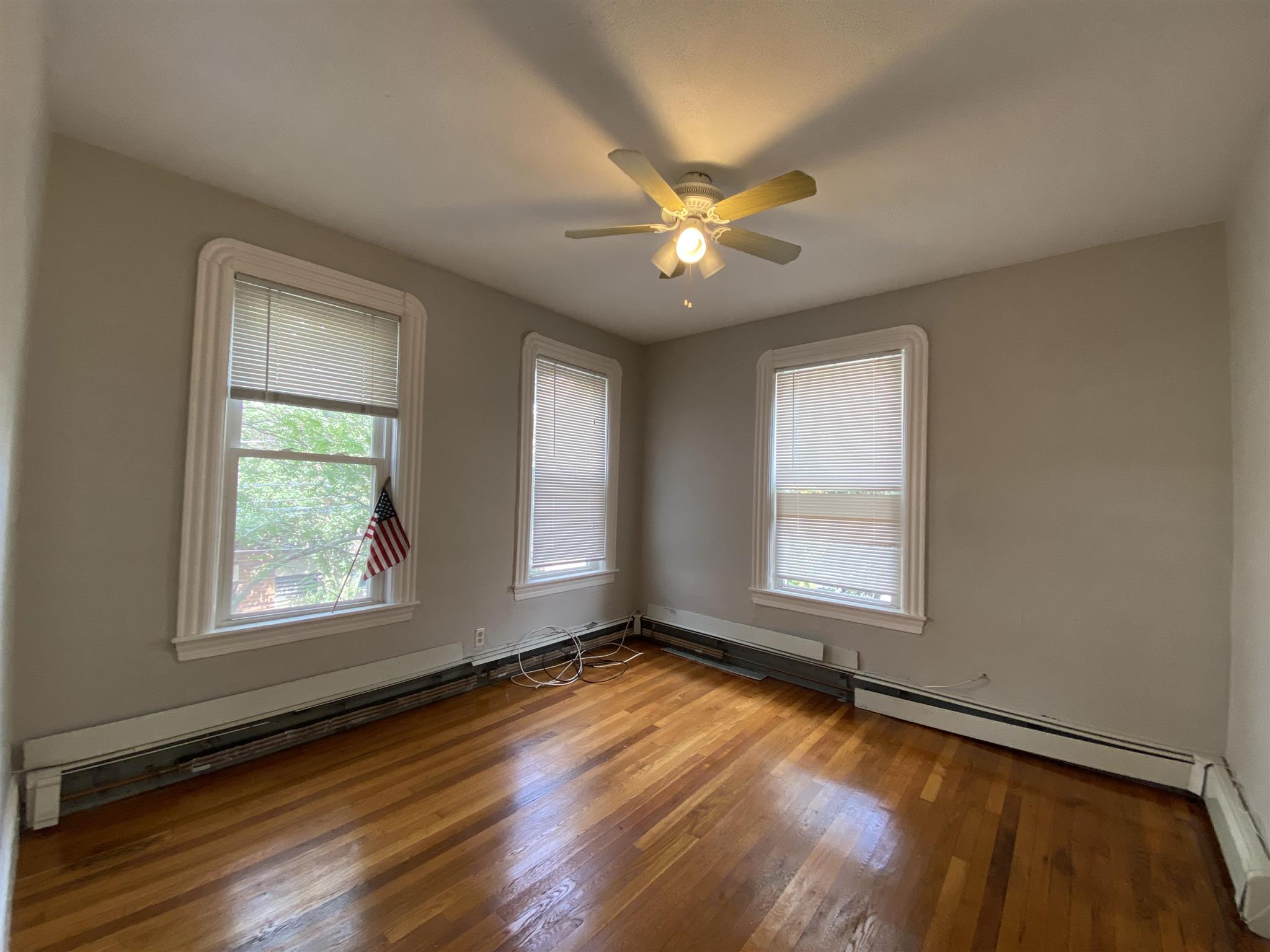 2 bed, 1 bath apartment for rent at 586 Green Unit 2, Central Square — photo 8 of 13