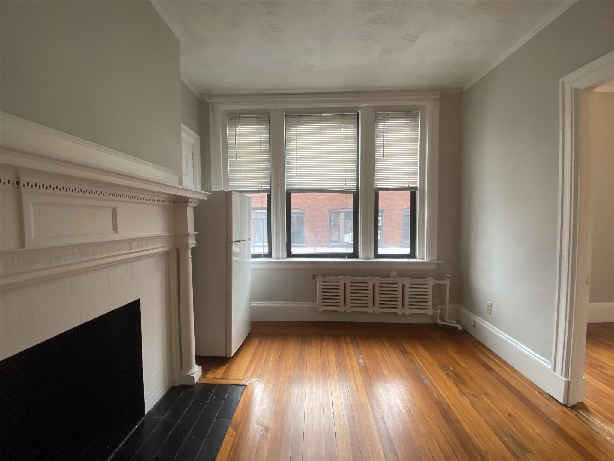 1 bed, 1 bath apartment for rent at 48 Jfk St Unit 8, Harvard Square — photo 6 of 10