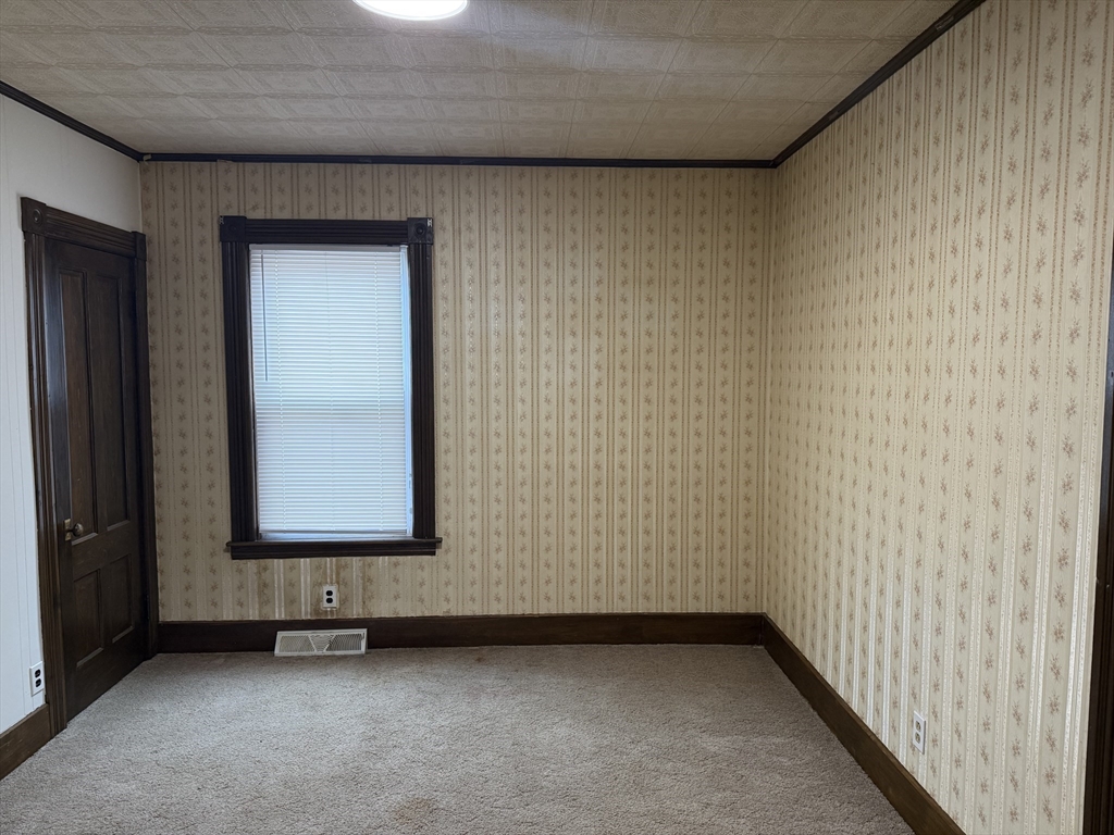 195 Millbury St, Worcester