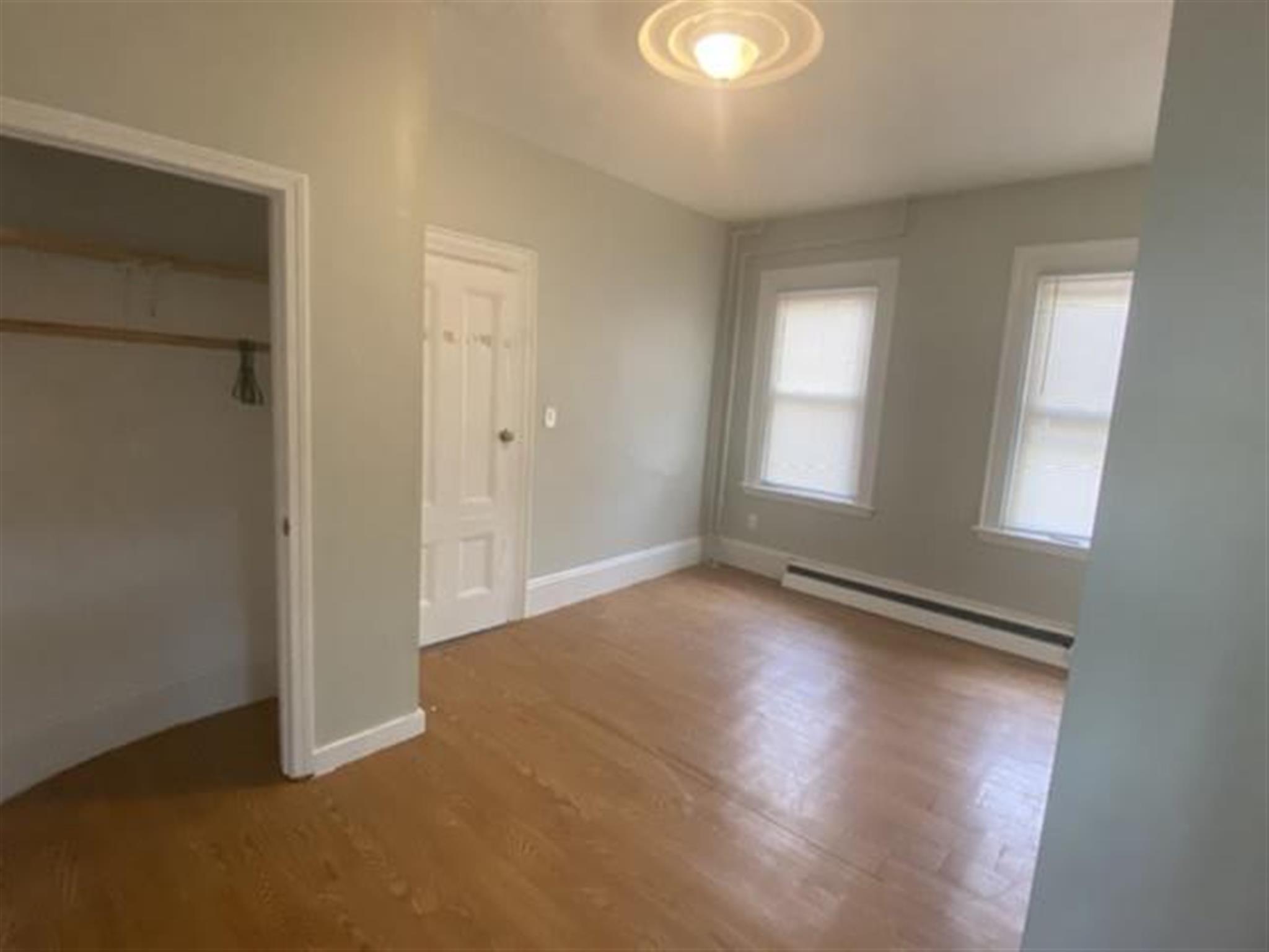 4 bed, 2 bath apartment for rent at 76 Beacon St Unit 1, Inman Square — photo 9 of 12