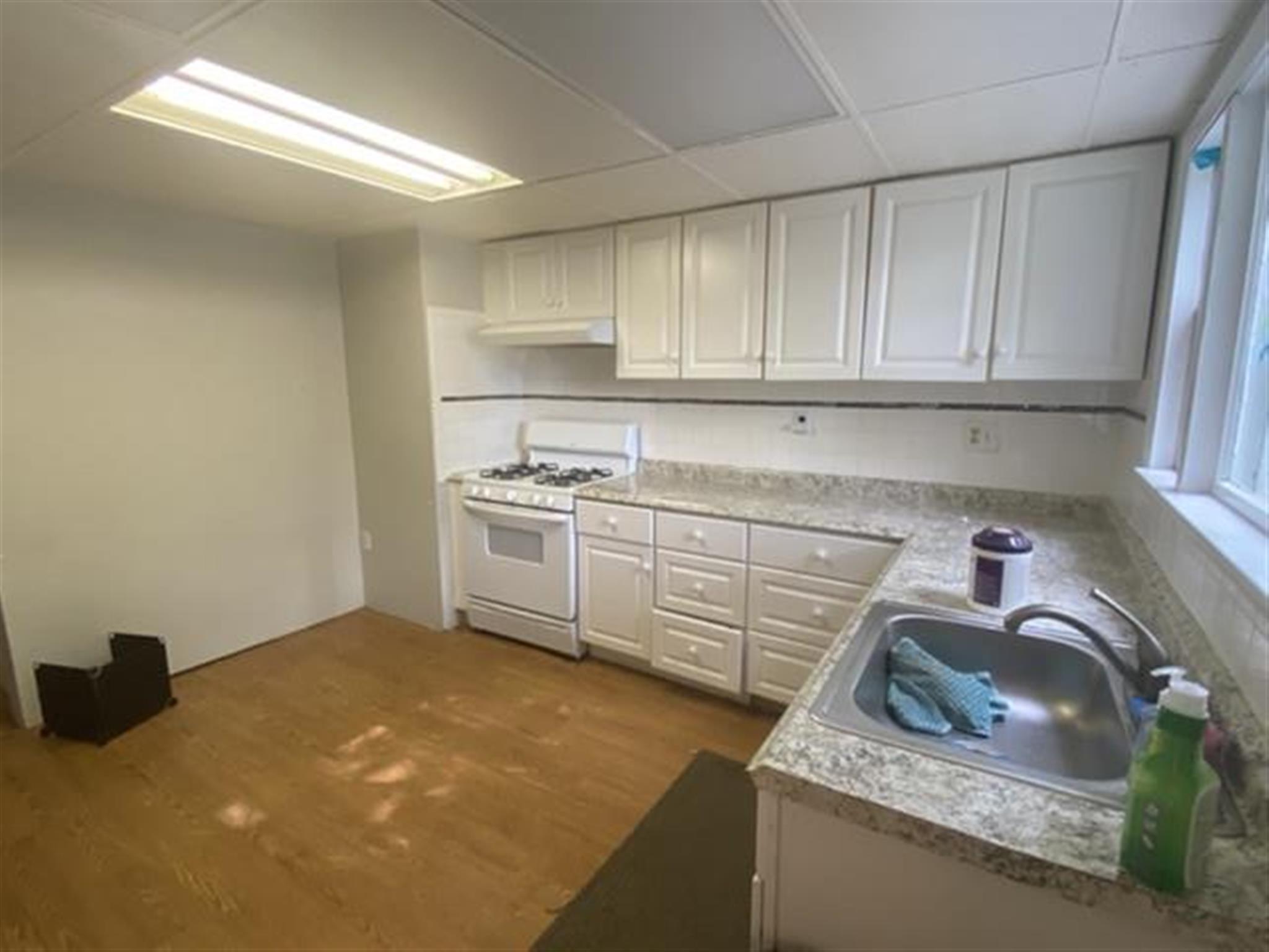 4 bed, 2 bath apartment for rent at 76 Beacon St Unit 1, Inman Square — photo 12 of 12