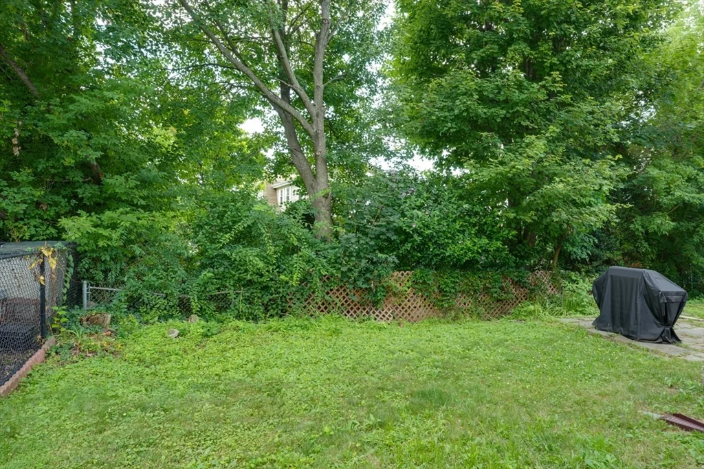 618 Main St, Watertown