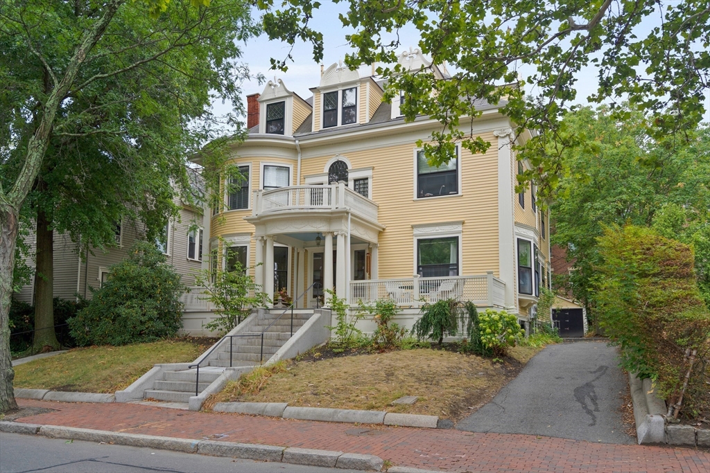 340 Harvard St, Cambridge