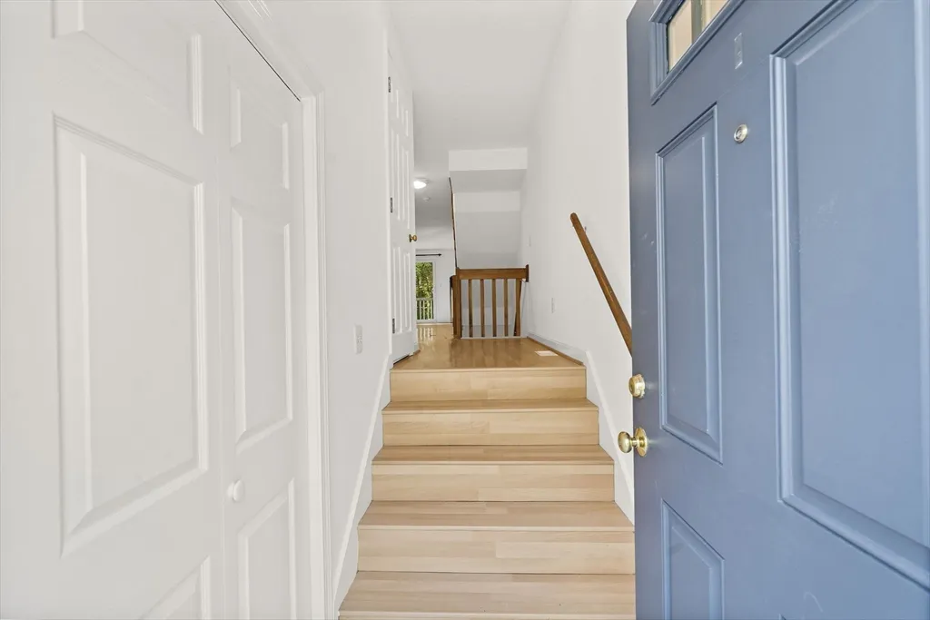 849 Boston Post Rd, E, Marlborough