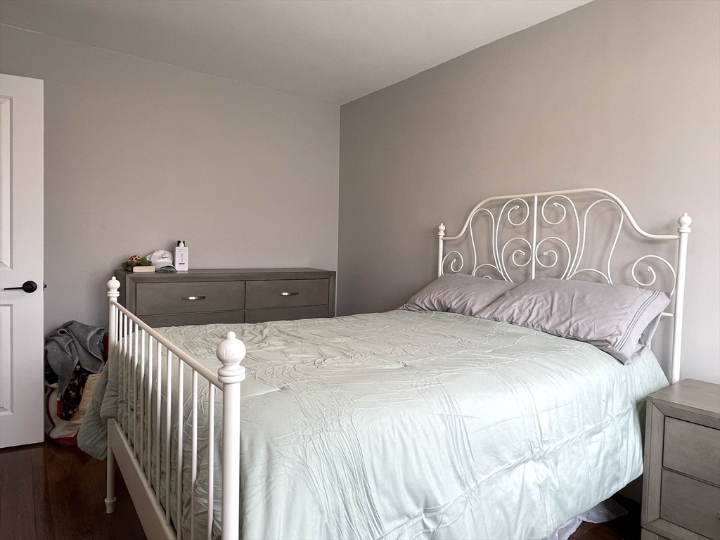 24-26 Kirk St, Winchester