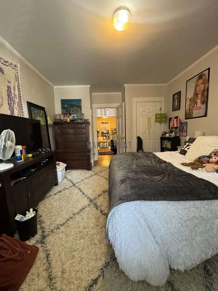 98 Strathmore Rd, Brighton