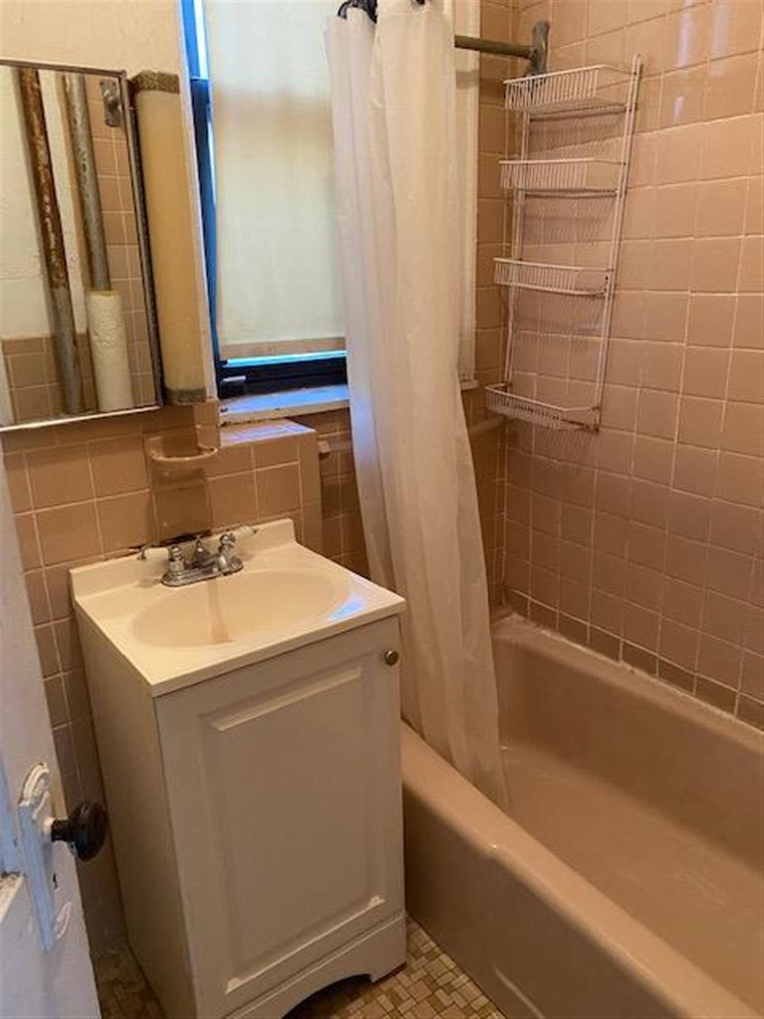 1 bed, 1 bath apartment for rent at 335 Harvard St Unit 7, Harvard Square — photo 3 of 4