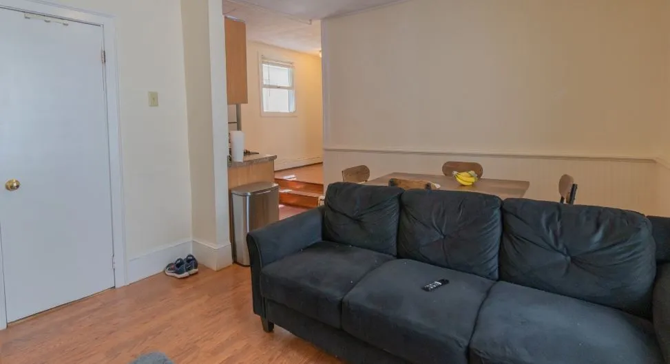 22 Suffolk St, The Port